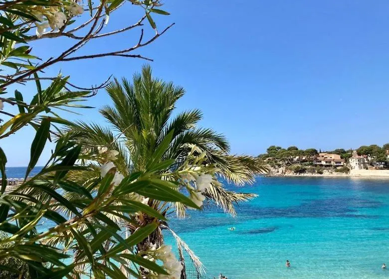 Studio Bandol location