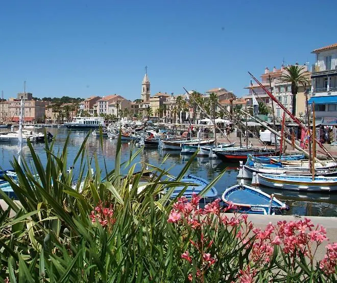 Studio Bandol 0*,